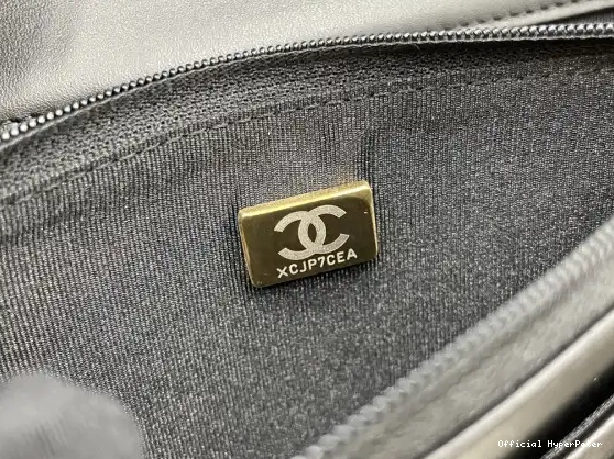 Hyper Peter CHANEL WALLET 0516